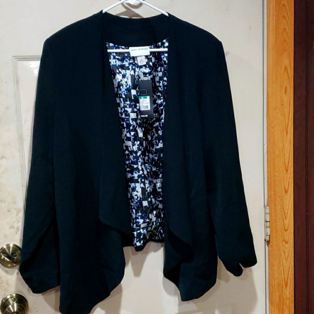 Black Blazer NWT 💥3/$50 Bundle and Save💥